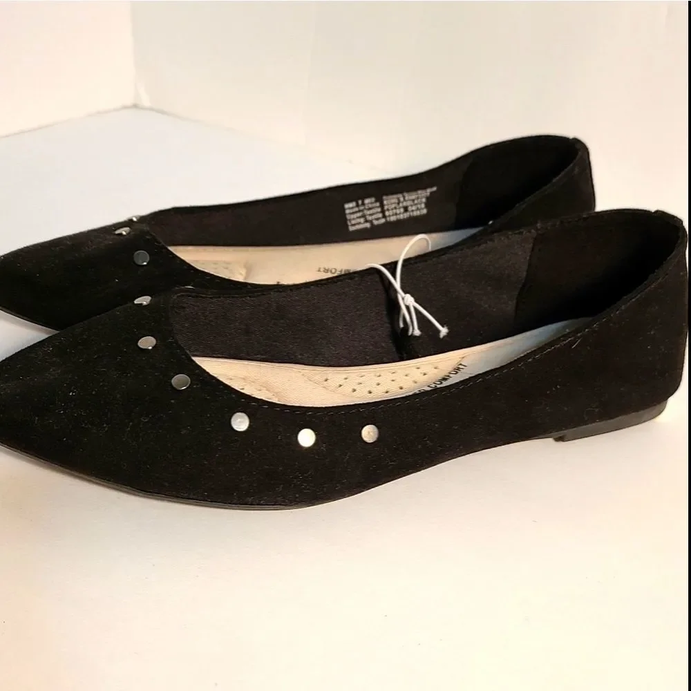 Black Flats with Silver Studs sz 7